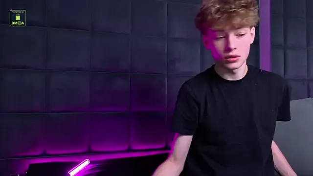 Offline Kevin_Garsia on StripChat