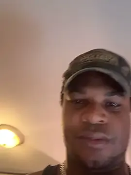 Offline KeYBuMp323 on StripChat