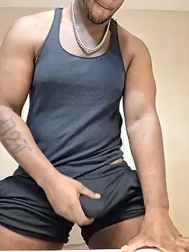 Offline KeYBuMp323 on StripChat