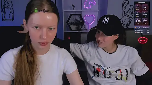 Offline khloebeauty on StripChat