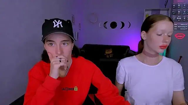 Offline khloebeauty on StripChat