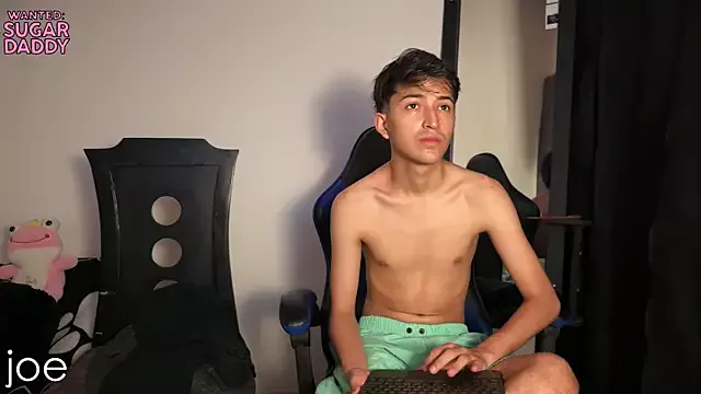 Offline khonsu_s on StripChat