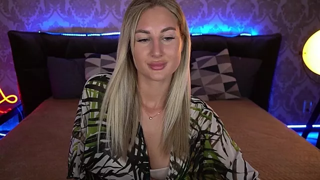 Offline KimberlyWorld on StripChat