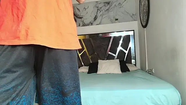 Offline KING_OFF_BOYS on StripChat