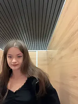 KittyQueeny on StripChat