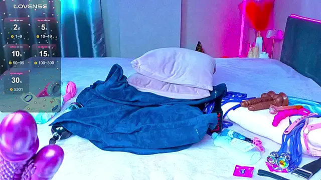 StripChat KittySweetness is Freechat KittySweetness — Big anal plug