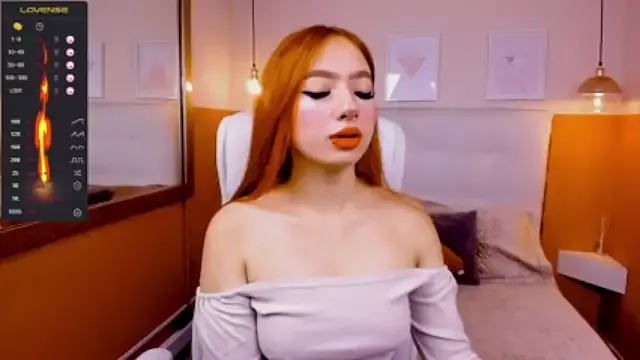 Offline Kloe_Raize on StripChat