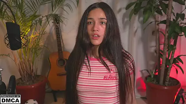 Offline Kore_Persephone on StripChat