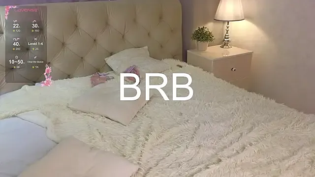 Offline krissshoww on StripChat