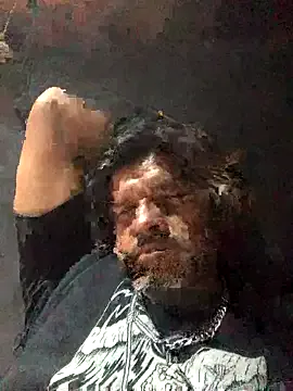 Offline kvr27 on StripChat