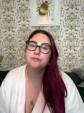 Offline Lacey-BBW on StripChat