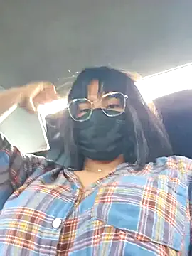 Latin_summer on StripChat