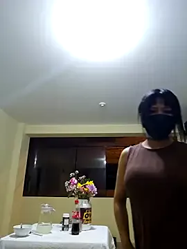 Latin_summer on StripChat