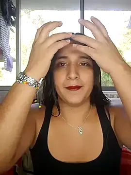 Offline laura_goddess_ts on StripChat