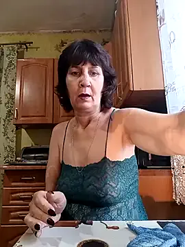 Laura_Kiss on StripChat