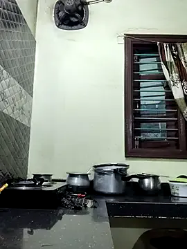 Freechat laxmipriya143 on StripChat