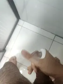 Offline legolasleo on StripChat