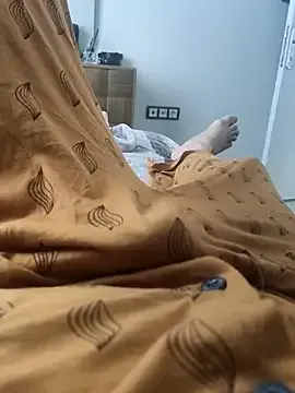 Offline legolasleo on StripChat