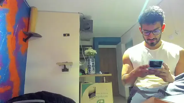 Freechat leondevereda on StripChat