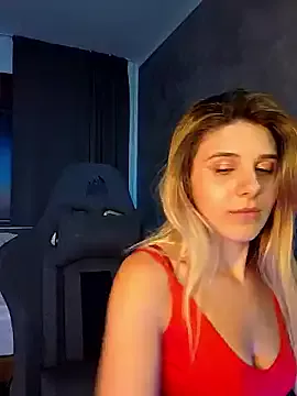 Freechat LeylaRosse on StripChat