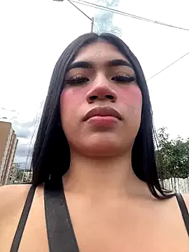 Freechat LiaSaenz27 on StripChat