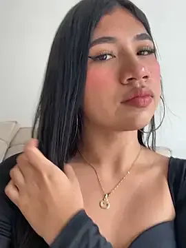 Freechat LiaSaenz27 on StripChat