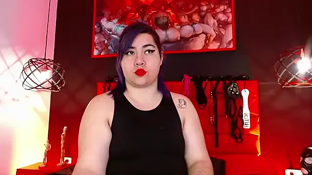 Lilih_golden on StripChat 