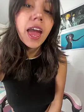 LiLy_kIndly on StripChat 