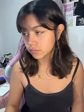 LiLy_kIndly on StripChat 