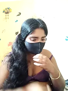 Offline Lina-Rose on StripChat