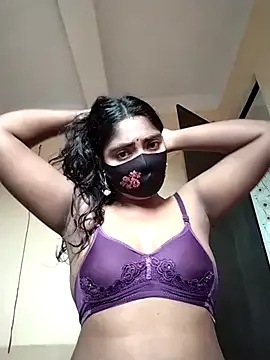 Offline Lina-Rose on StripChat