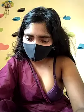 Offline Lina-Rose on StripChat