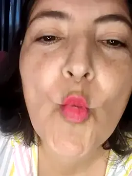 Offline lina_maria99 on StripChat