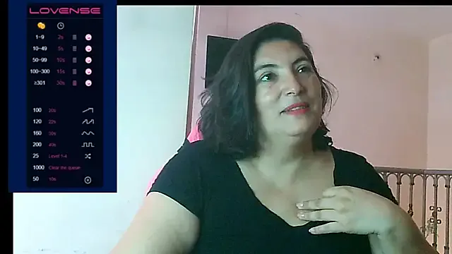 Offline lina_maria99 on StripChat