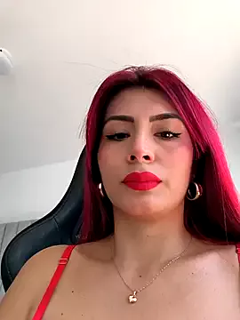 Offline LINDA_PATTY94 on StripChat