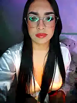 Offline Linda_Saenz_ on StripChat