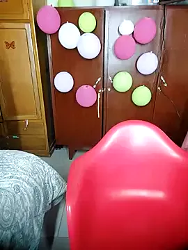 Offline Linda_Saenz_ on StripChat