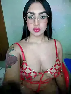 Offline Linda_Saenz_ on StripChat