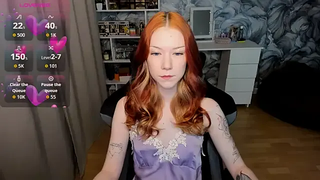 litl_Mia on StripChat