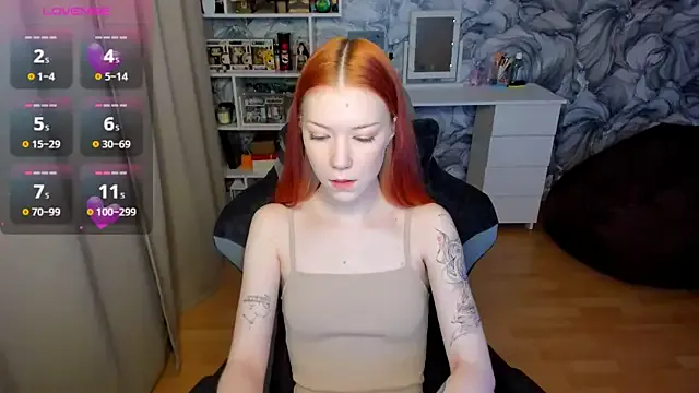 litl_Mia on StripChat