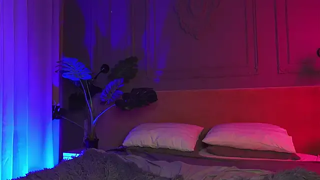 Offline Liv_Fay on StripChat