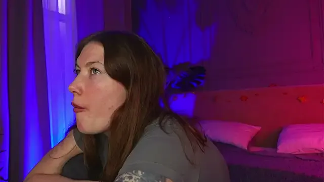 Offline Liv_Fay on StripChat