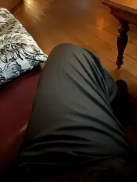 Offline loveeatingcunts on StripChat