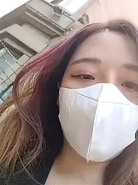 Offline Lovelyanan on StripChat