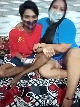 Offline LoveOnStream on StripChat