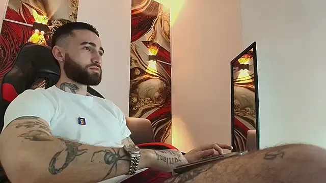 Offline Luke_davis01 on StripChat