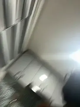 lynn9000 on StripChat 