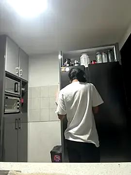 lynn9000 — Freechat on StripChat