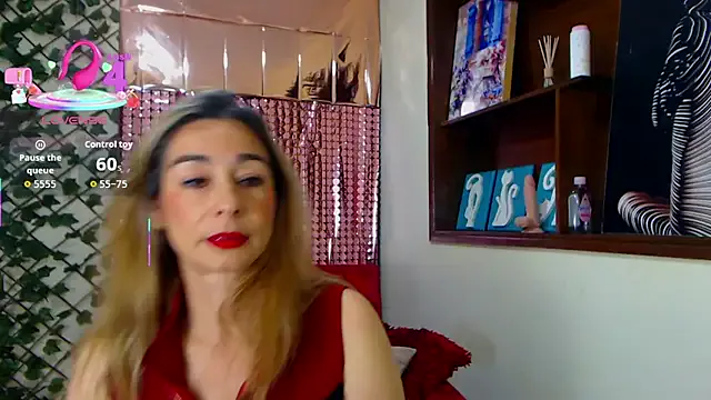 Madam_dali on StripChat