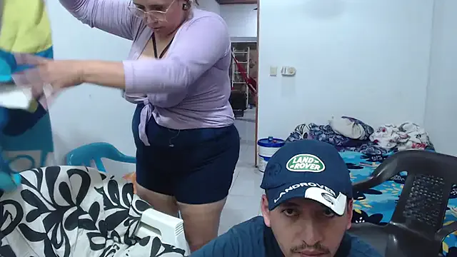 Freechat mademooms on StripChat